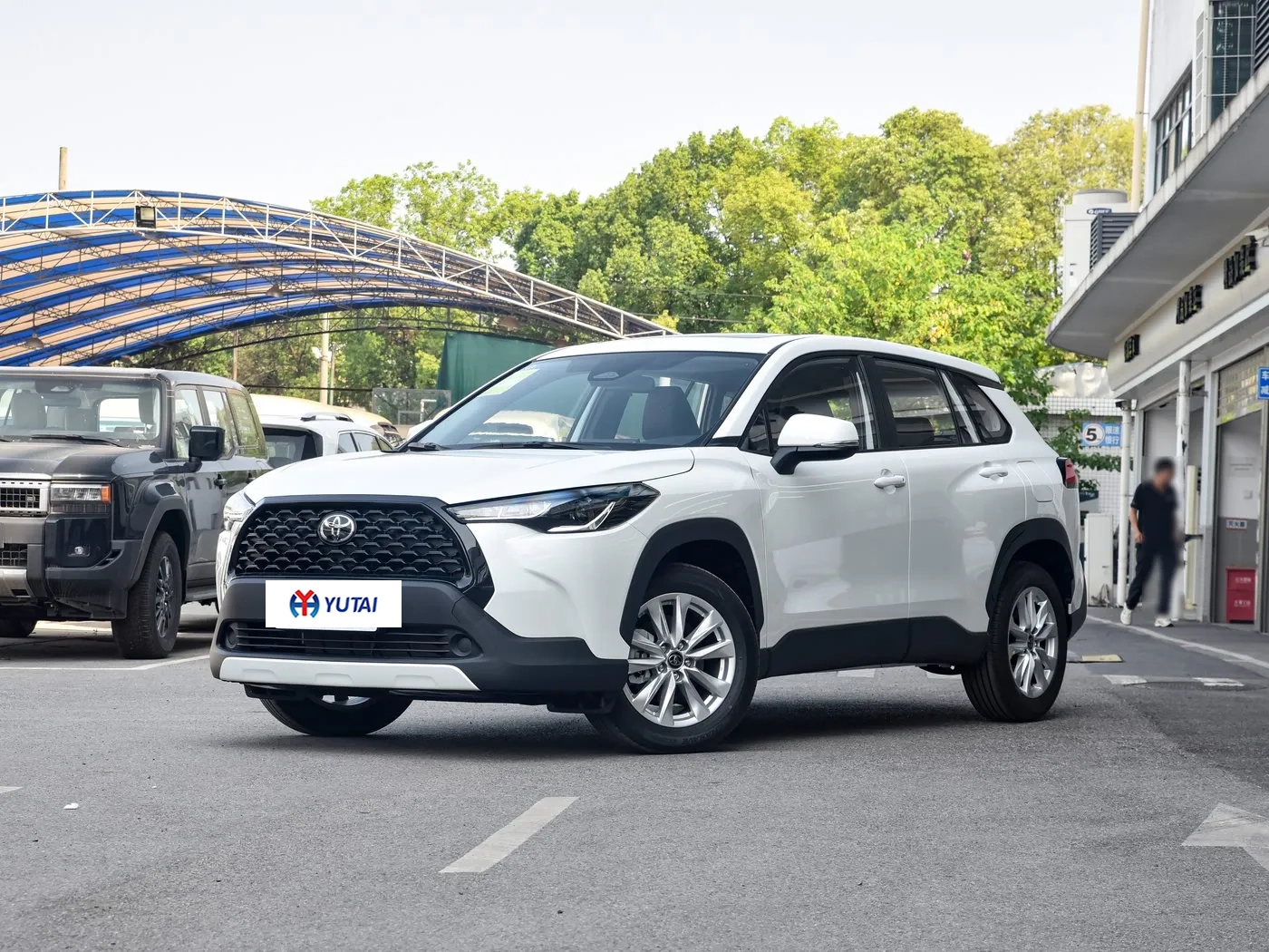 2024 TOYOTA COROLLA CROSS 2.0L exterior